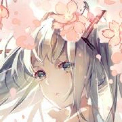 西湖又见穿白衬衣的三级警监执勤